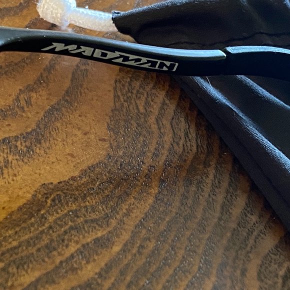 Oakley Polarized Madman Special Edition Sunglasses in Brand New Condition - Picture 6 of 16